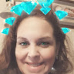 Meet your Posher, Holly